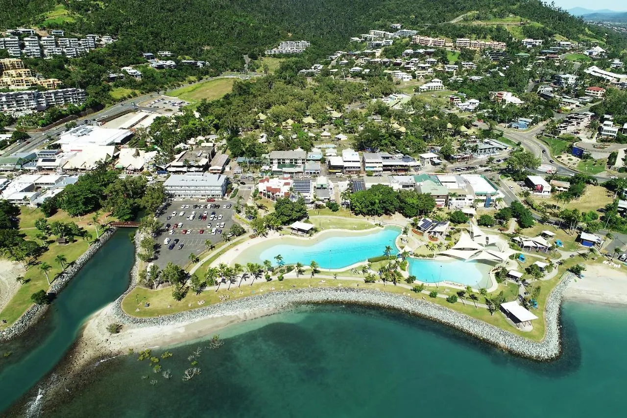 Airlie Sun & Sand Accommodation #3 Airlie Beach